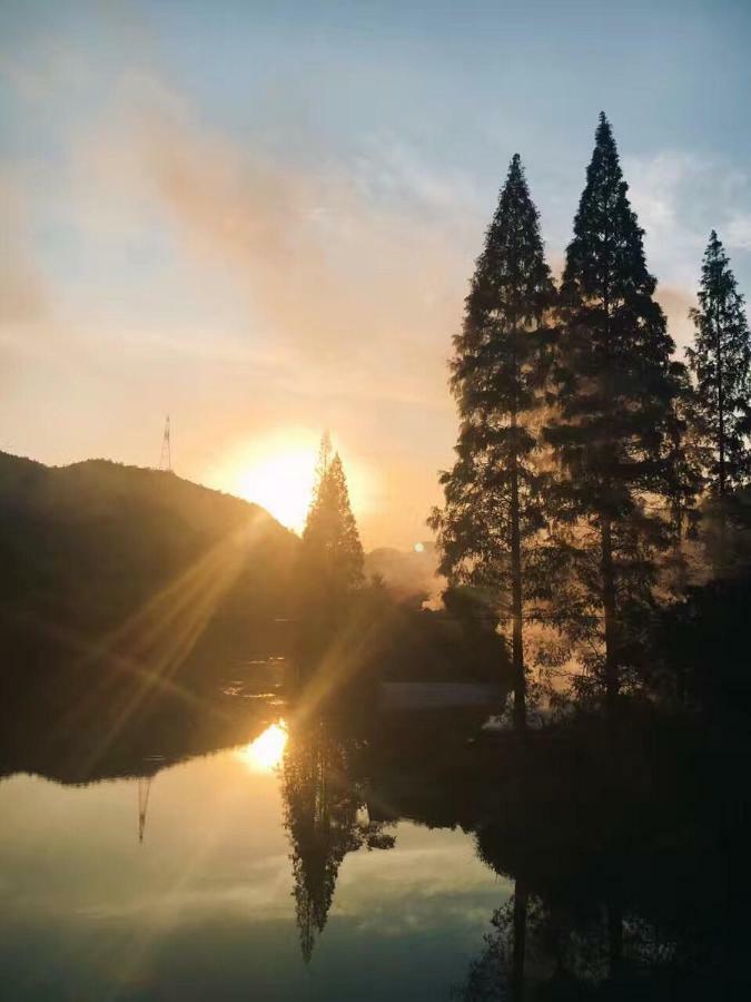 Mogan Mountain Xiaomusensen Villa Deqing Buitenkant foto